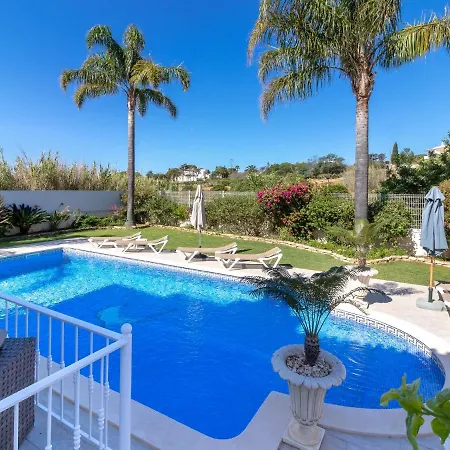 Luxury In With Heated Private Pool Албуфейра
